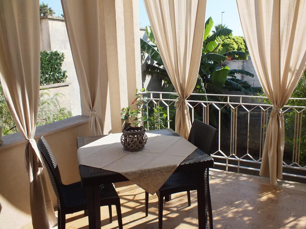 Villa Lazzari B&B Tra I Due Mari Maglie Zimmer foto